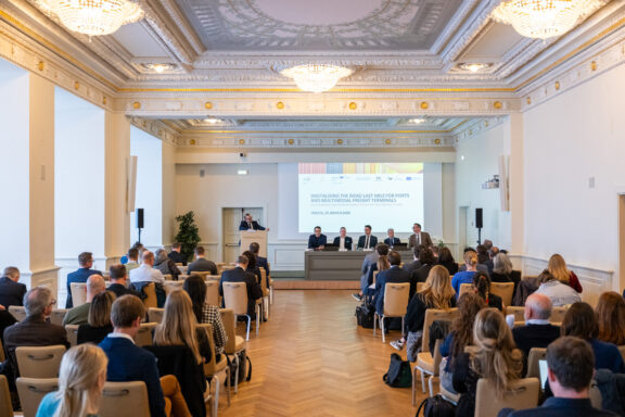 Digitalising the road last mile: strengthening cooperation across the Adriatic-Ionian region